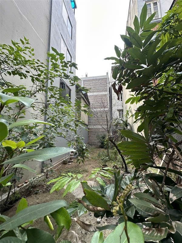 Bán Đất Nền Tứ Liên - Hồ Tây: 97m2, Mặt Tiền 5m, Giá Nhỉnh 15 Tỷ - Pháp Lý Sổ Đỏ