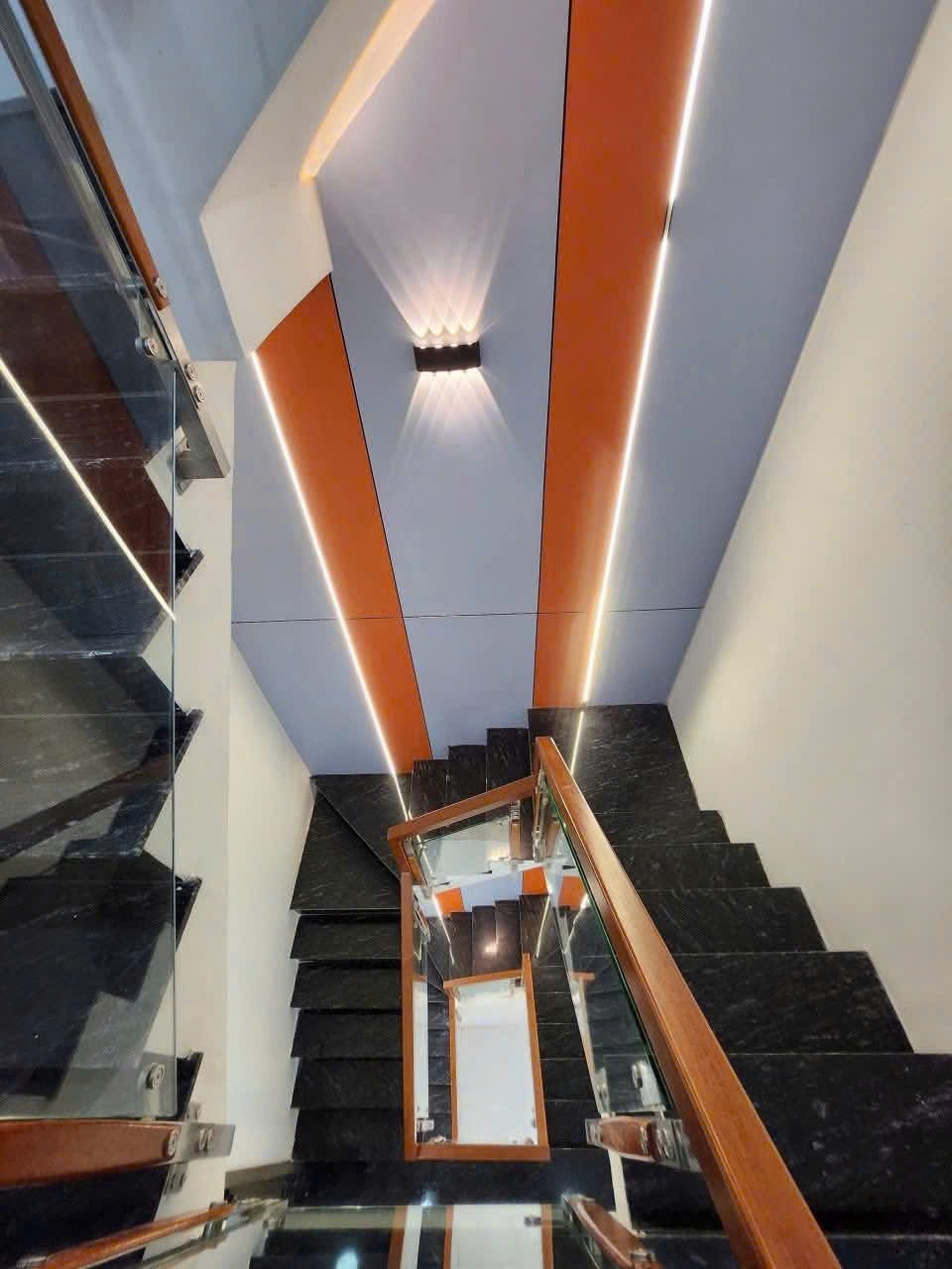 Bán Nhà Hẻm Trần Quang Cơ, Tân Phú - 4x13m, Đúc 3 Lầu, Nhà Mới Đẹp