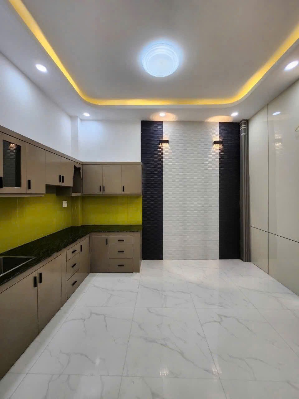 Bán Nhà Hẻm Trần Quang Cơ, Tân Phú - 4x13m, Đúc 3 Lầu, Nhà Mới Đẹp