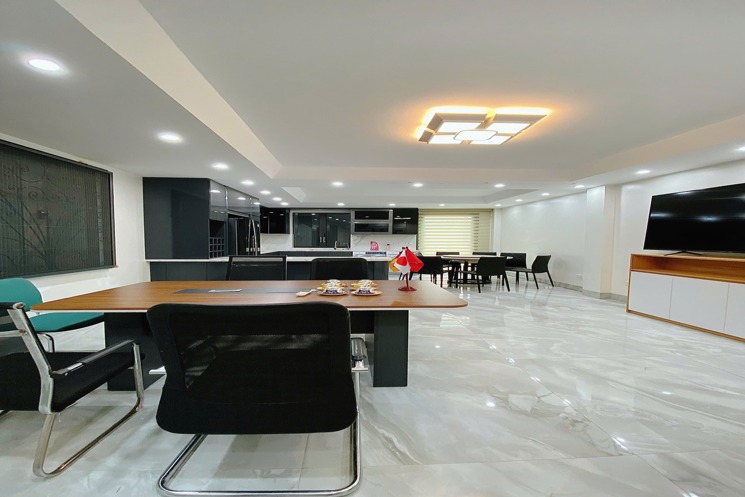 9 Tầng thang máy, View hồ, Oto tránh, KD, TT Đống Đa, 76m2, MT5m, 27 tỷ