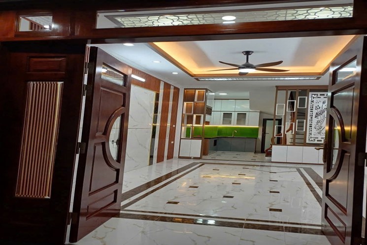 BÁN NHÀ 5 TẦNG, MT 3,8M, Ô TÔ ĐỖ CỬA
