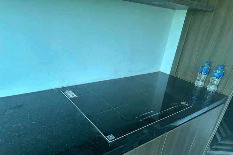 BÁN CĂN HỘ DÒNG TIỀN MẶT PHỐ KINH DOANH Bát Khối 90 m2 X7 tầng,mặt iền 6.1m,23.5 tỷ Long Biên