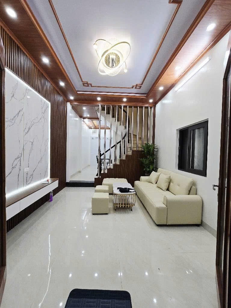 Bán Nhà Kim Giang, Thanh Xuân - 9.28 Tỷ Full Nội Thất, 4 Tầng, Ô Tô Gần
