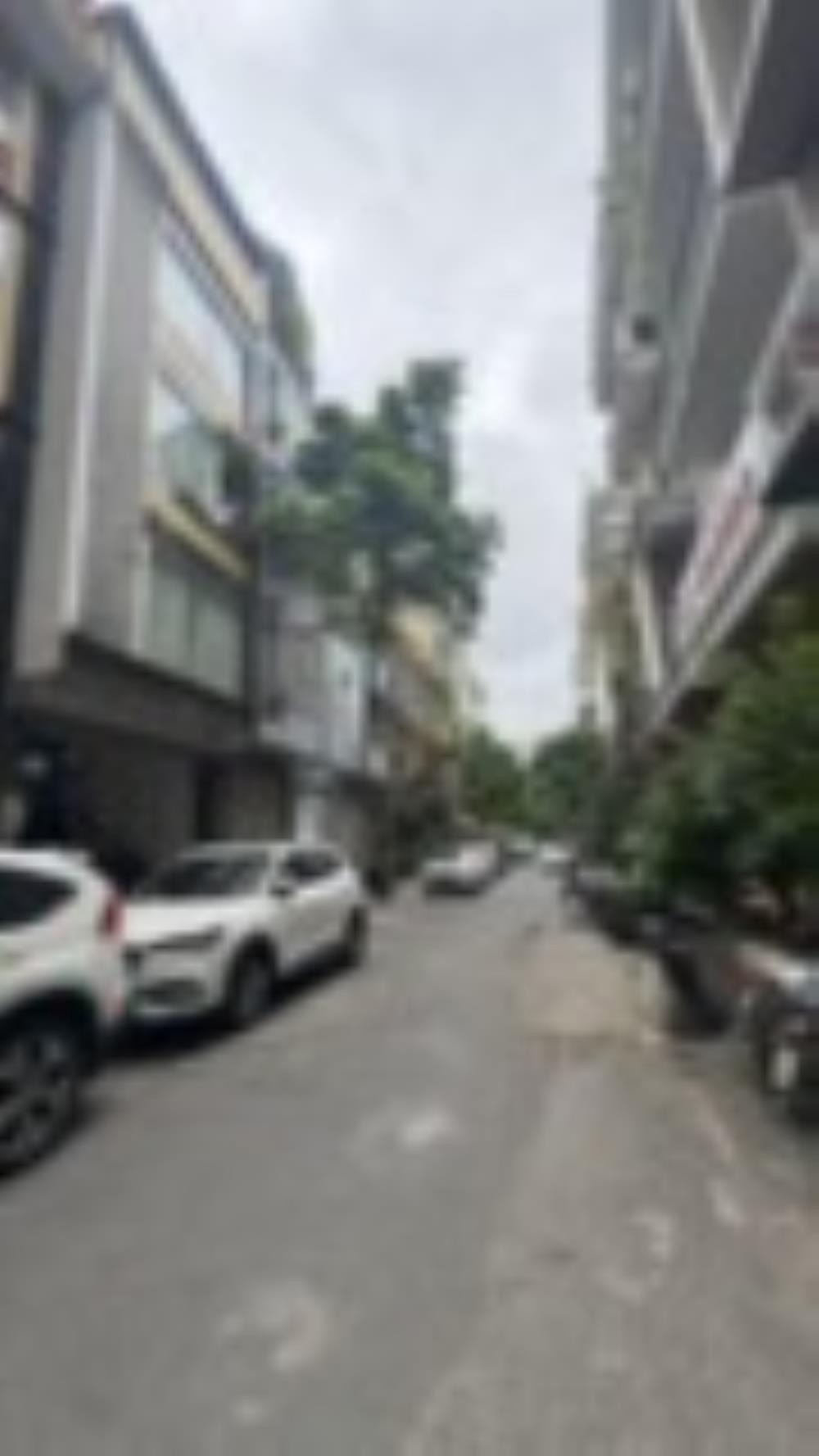 Bán nhà Vũ Ngọc Phan - 85m2, 5 Tầng, Ô Tô Đỗ Cửa, Giá 23.5 Tỷ