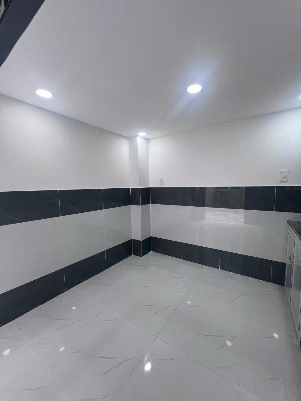 Bán Gấp Nhà Sổ Hồng Riêng Chính Chủ, Giá Chỉ 349tr - Vị Trí Đắc Địa
