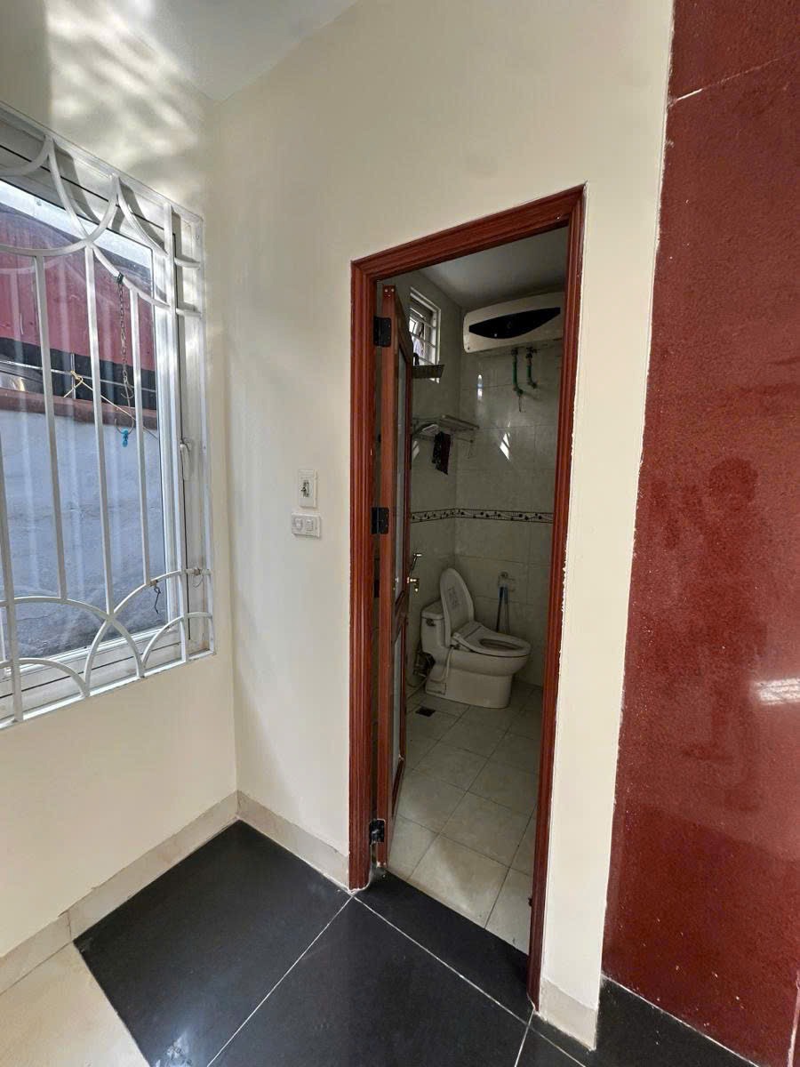 Bán nhà phố Thái Hà, Đống Đa - 57m2, 7 tầng, Mặt tiền 5.25m - Kinh Doanh Sức Lợi