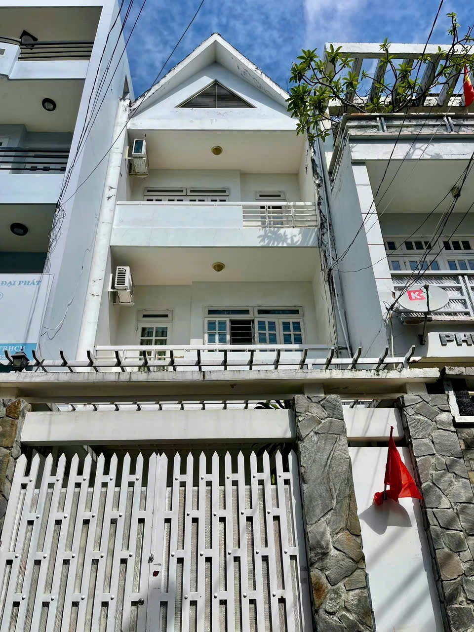 Nhà 3 Tầng Gò Vấp - 8 Tỷ - Hẻm 6m - Lê Đức Thọ - 5x17m