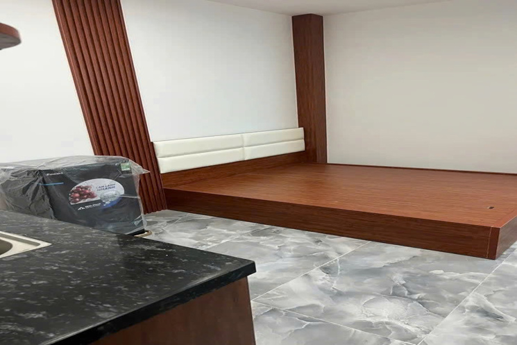 CĂN HỘ DÒNG TIỀN MẶT 10 PHÒNG KHÉP KÍN Phố Bát Khối 56/107m2 X 6 tầng X10.9 tỷ Long Biên