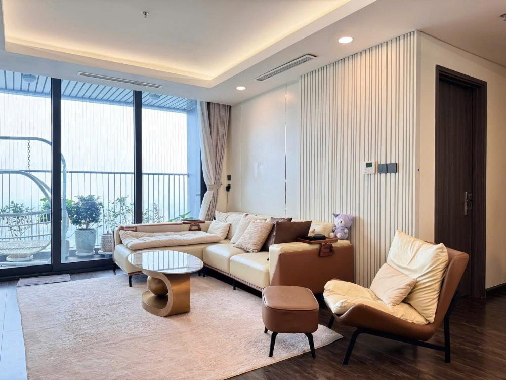Bán Căn Hộ BRG Diamond Residence Lê Văn Lương - 162m2, 4PN, Giá 19.5 Tỷ