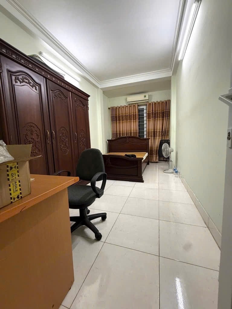 Phân Lô 5 Tầng Ba Đình: Ngõ Ô Tô, Gần Bách Thảo - Giá Tốt