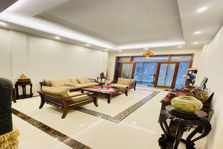 PHÂN LÔ VIP OTO VÀO NHÀ - NGÕ TO RỘNG 5M - 1 NHÀ RA PHỐ - FULL NỘI THẤT Nguyễn Tuân 55m, 5t, mt