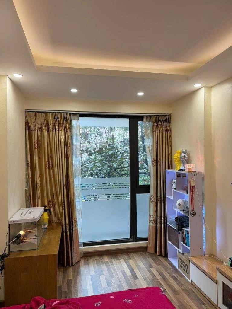 Bán Nhà Mặt Phố Cầu Giấy 45m2 - 7 Tầng, Thang Máy, Giá 26 Tỷ