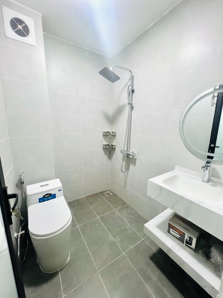 Nhà 4 Tầng Ngõ 49 Ngọc Hồi - Vị Trí Đắc Địa, Gần Bến Xe Nước Ngầm