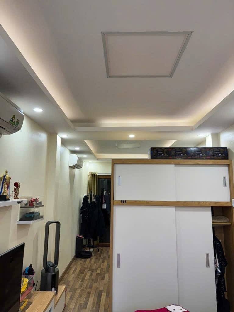 Bán Nhà Mặt Phố Cầu Giấy 45m2 - 7 Tầng, Thang Máy, Giá 26 Tỷ