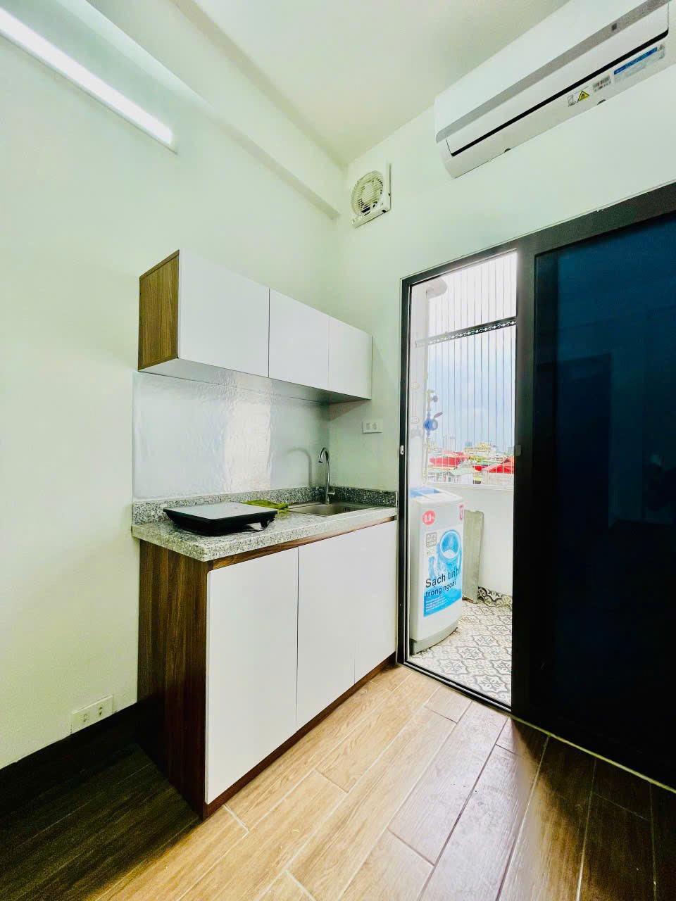 Bán nhà góc 2 mặt ngõ Hào Nam - 45m2 - Giá 12.8 tỷ