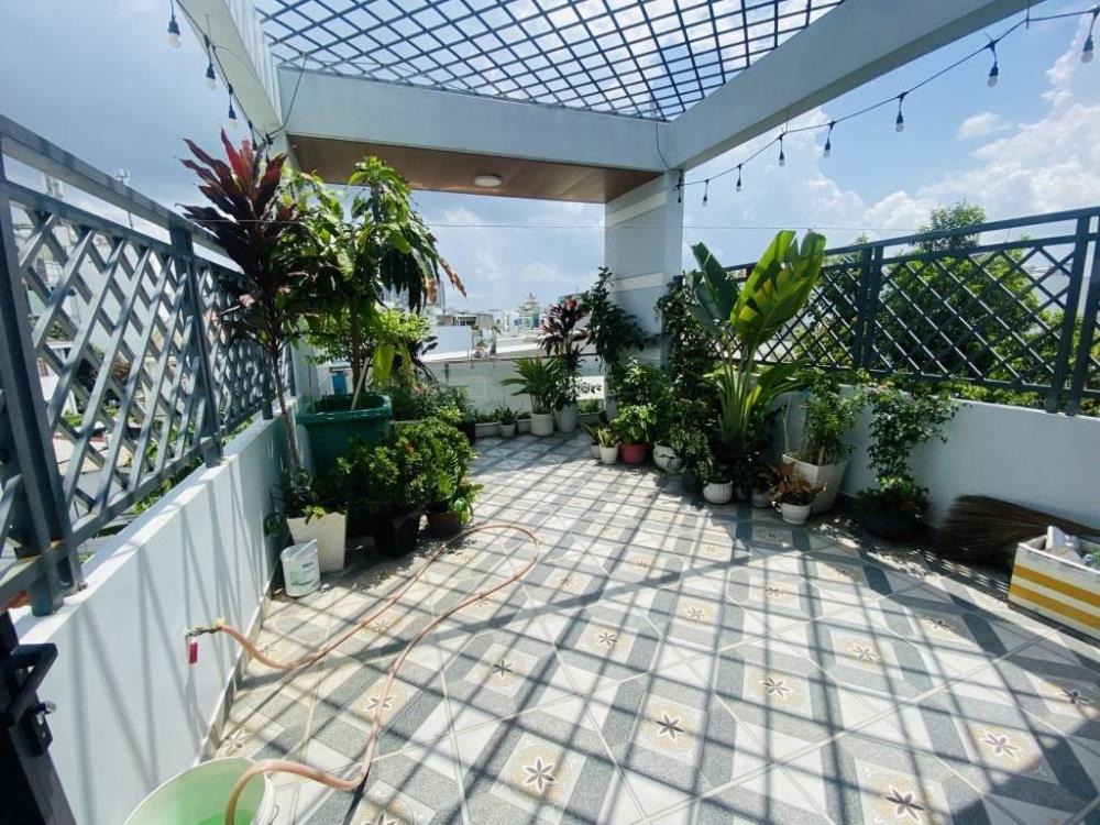 Nhà Ngộp Ngân Hàng Giá Rẻ - Lê Văn Thịnh, Quận 2 - 10.5 Tỷ