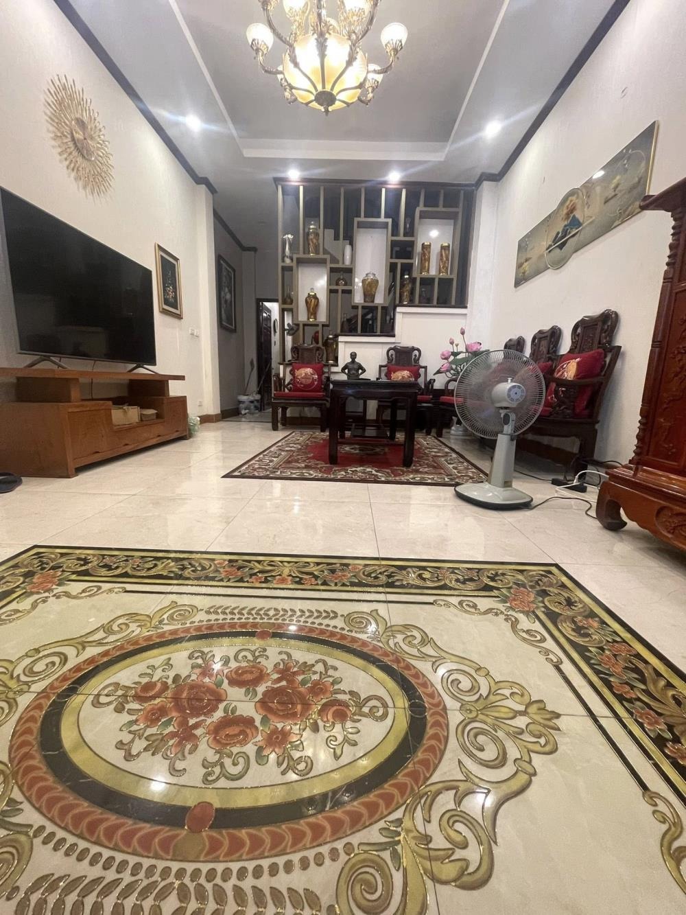 Bán nhà mặt phố Lạc Long Quân, Tây Hồ - 72m2, 7 tầng, 38.5 tỷ