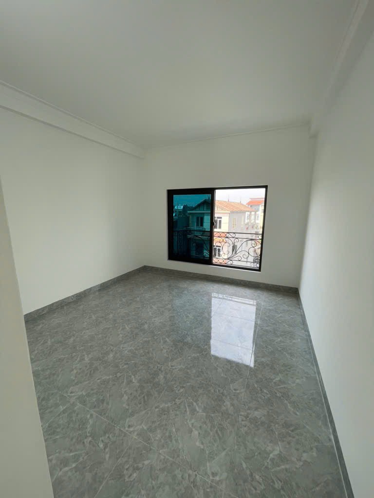 Bán Nhà Tân Lập, Đan Phượng: 5 Tầng, Ngõ Rộng, Giá 4.95 Tỷ