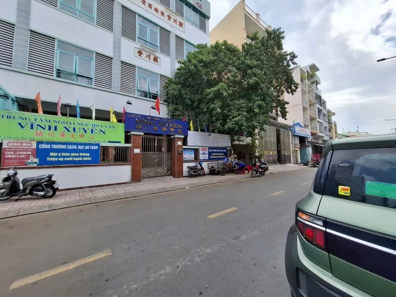 Bán Nhà Phố Quận 6, Giá Rẻ, Tiện Xây Mới - Chu Văn An