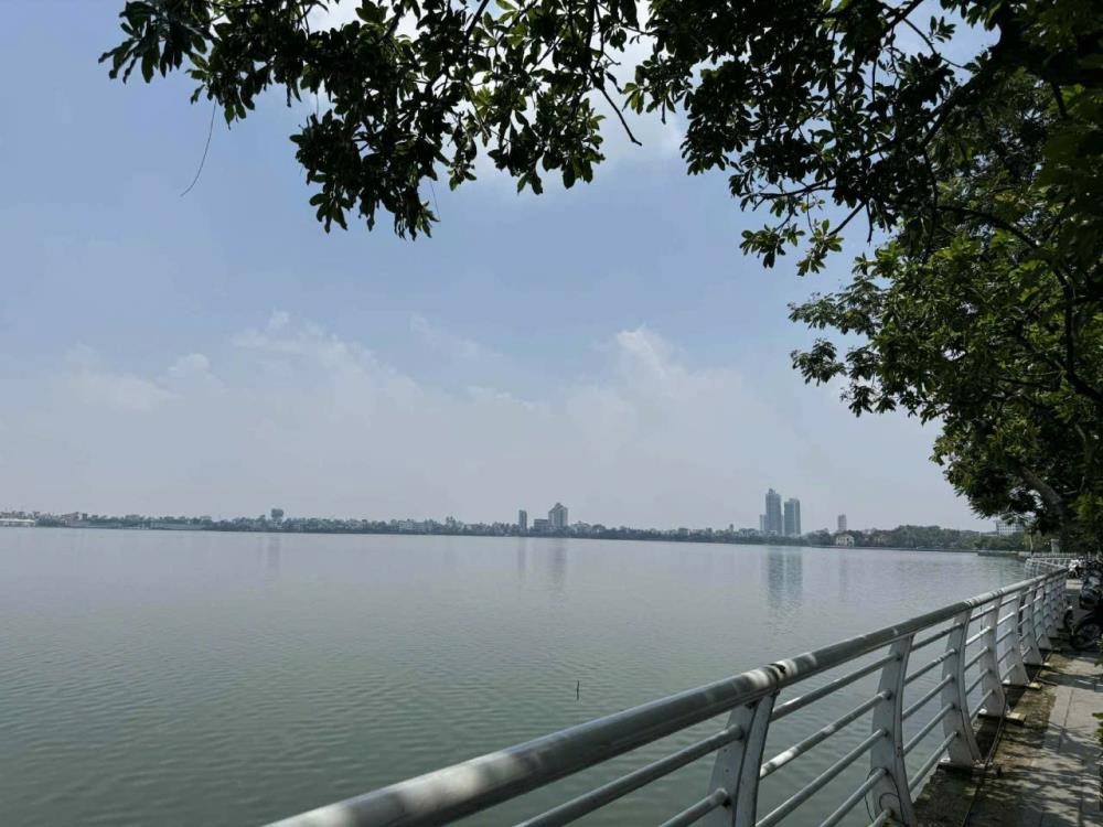 Bán Nhà Lô Góc Lạc Long Quân - Tây Hồ: 62m², 5 Tầng, 11.9 Tỷ