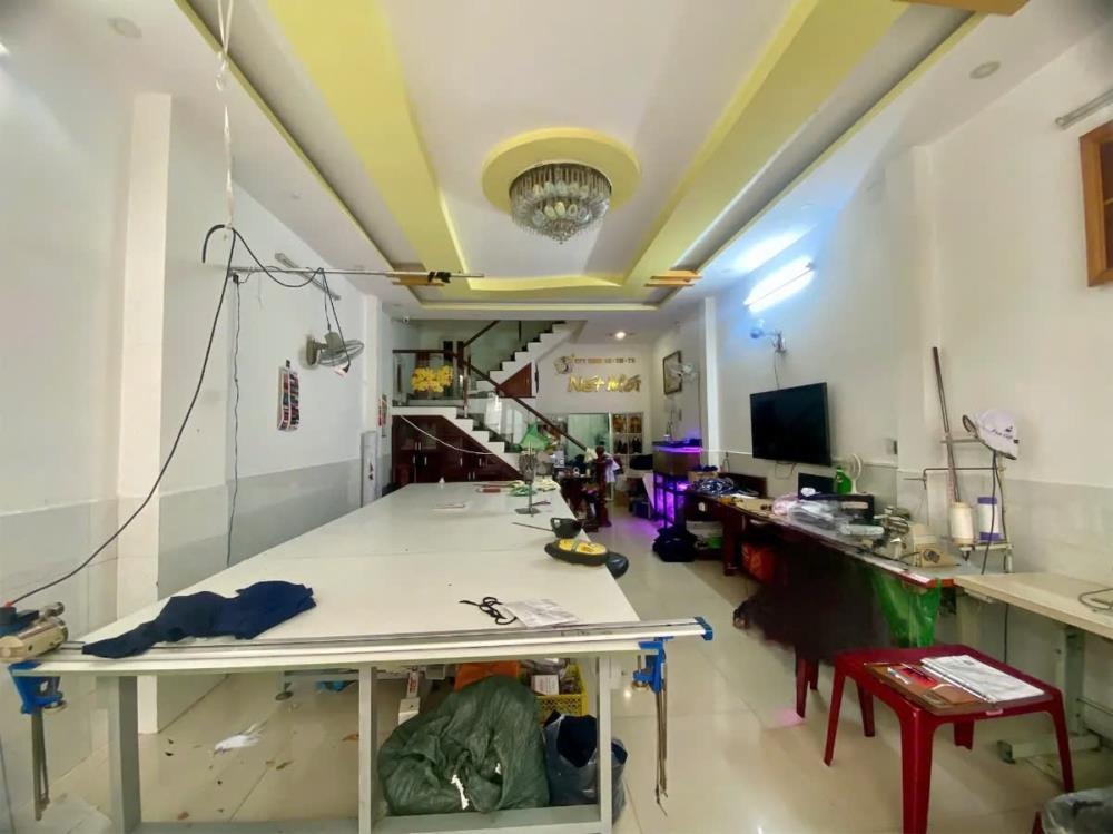 Nhà Hẻm Xe Hơi Tân Quý 70m2, 3 Tầng - 9.5 Tỷ TL