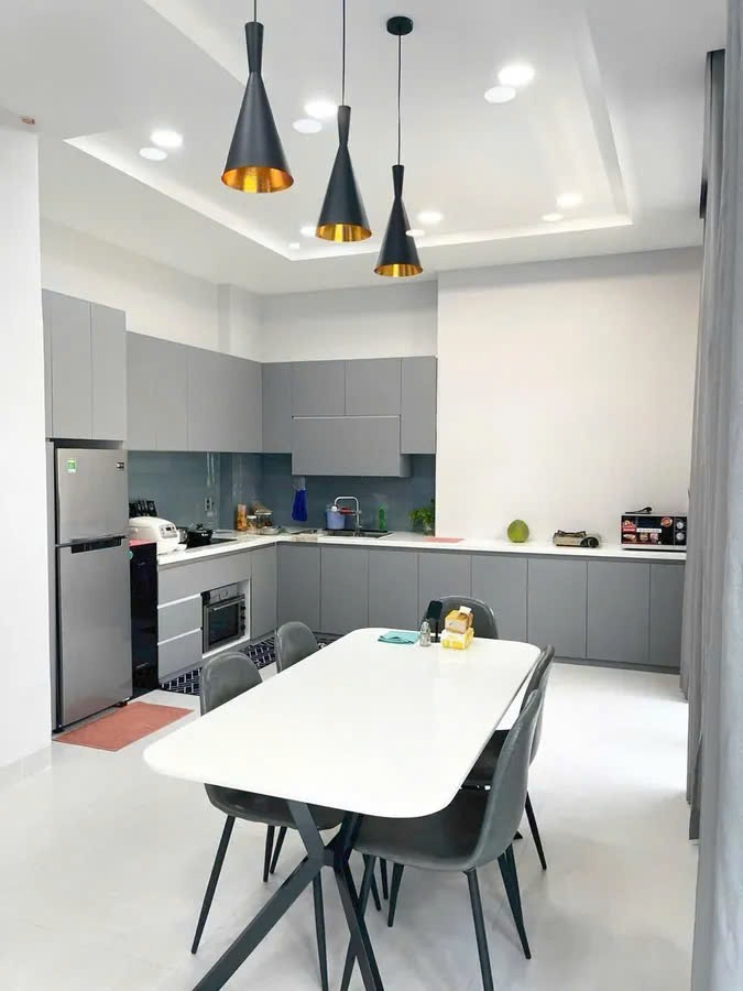 Nhà 4 Tầng Tân Phú: 65m2, Hẻm 8m, Giá 10.2 Tỷ - An Cư Lý Tưởng