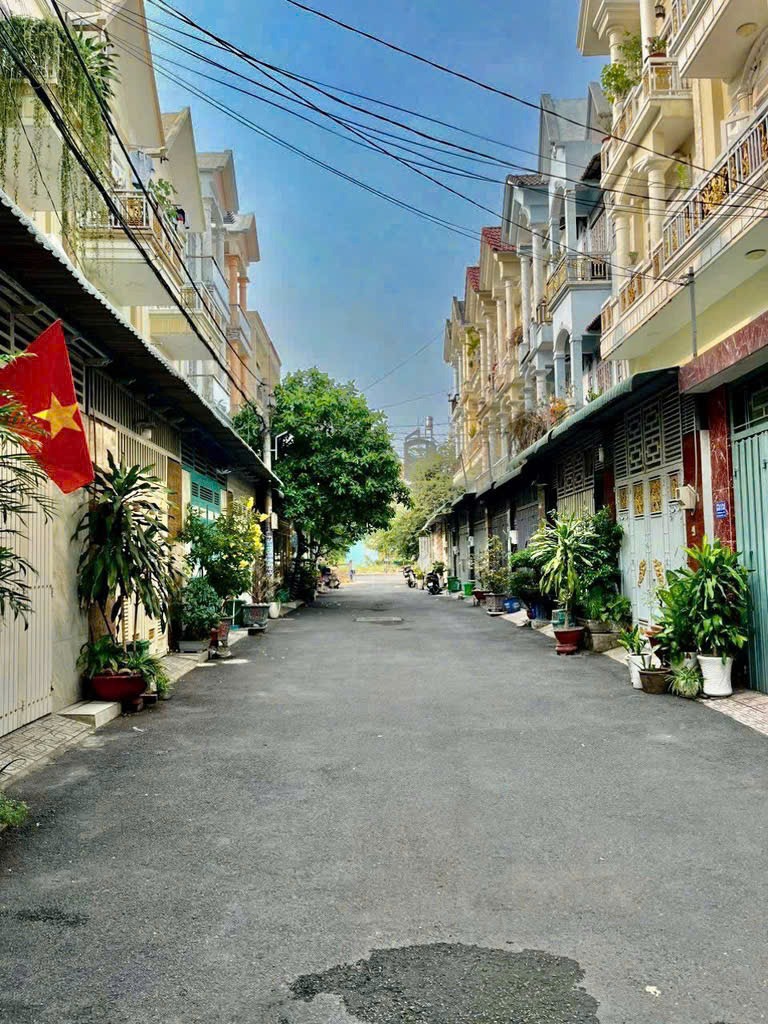 Nhà phố Tân Thới Hiệp - 60m2 - 3PN - 4.25 tỷ (TL)