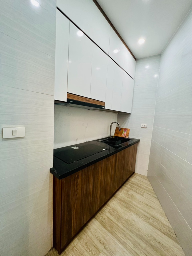 Bán nhà Tôn Đức Thắng, Đống Đa - 35m2, Full Nội Thất, Giá 6.85 Tỷ