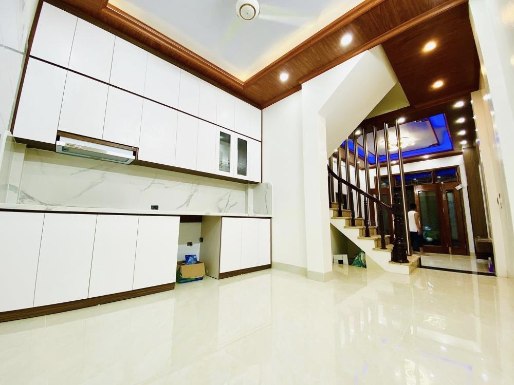 Nhà phố Thanh Xuân 5 Tầng, Oto Đỗ Cửa, 44m2 - Giá 9.5 tỷ