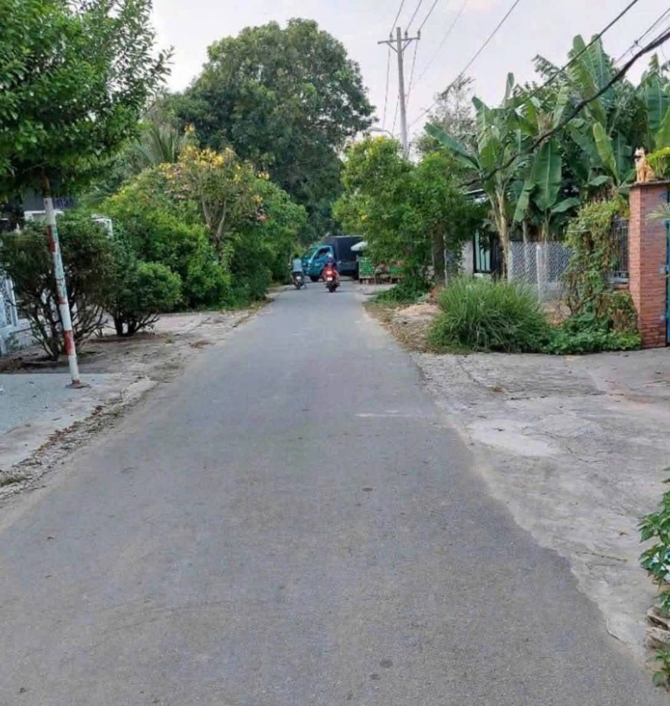 Bán đất Củ Chi 260m2, Giá 900 Triệu - Vị Trí Đẹp, Sổ Riêng