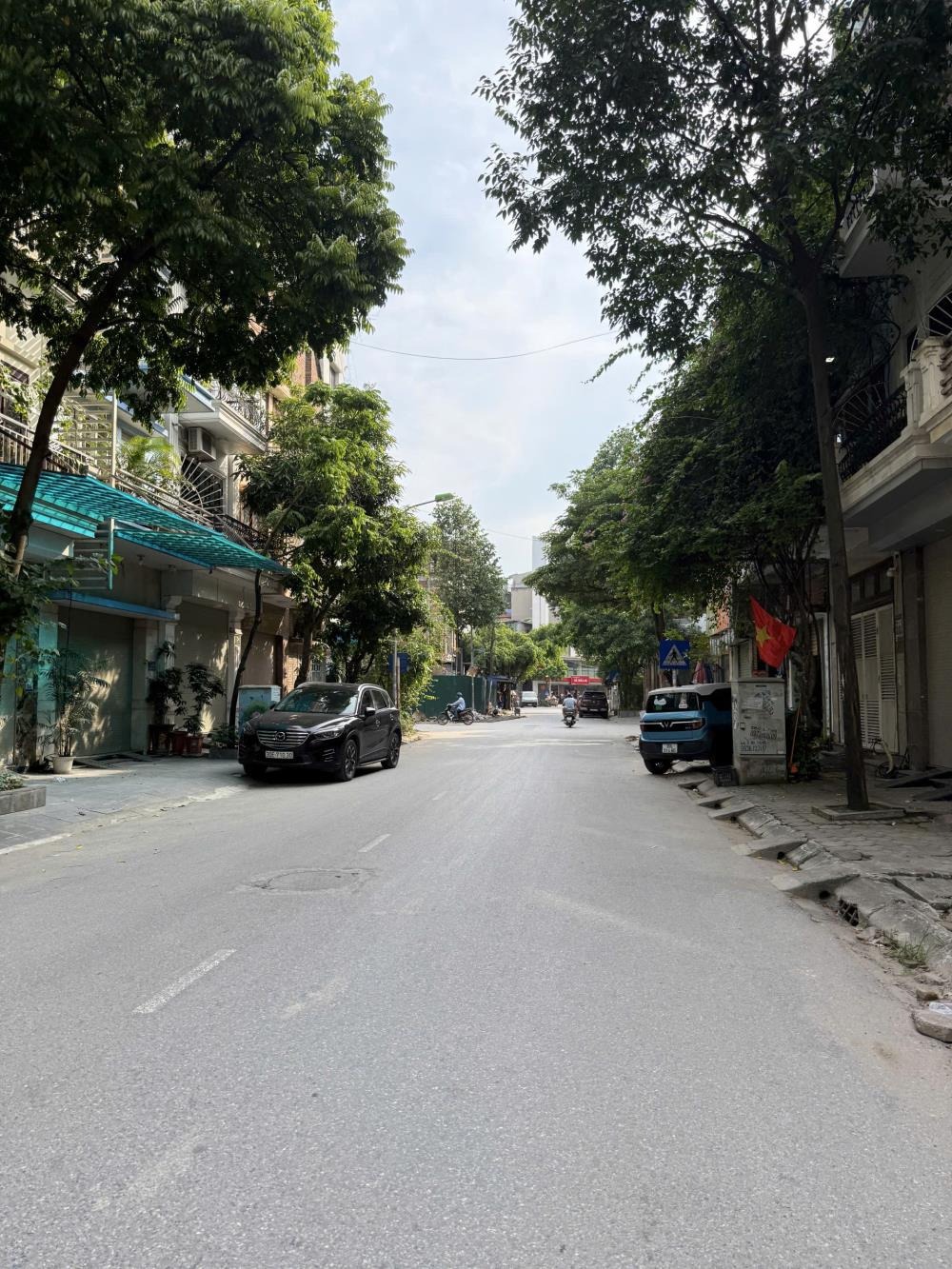 Bán nhà Tổng Cục 5, Yên Xá - View Đẹp, Kinh Doanh - 20.5 tỷ