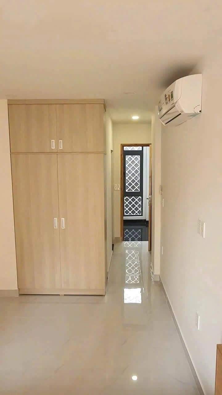 Cho Thuê Nhà Nguyên Căn Quận 1: Nguyễn Văn Nguyễn, Full Nội Thất, Gần Chợ Tân Định