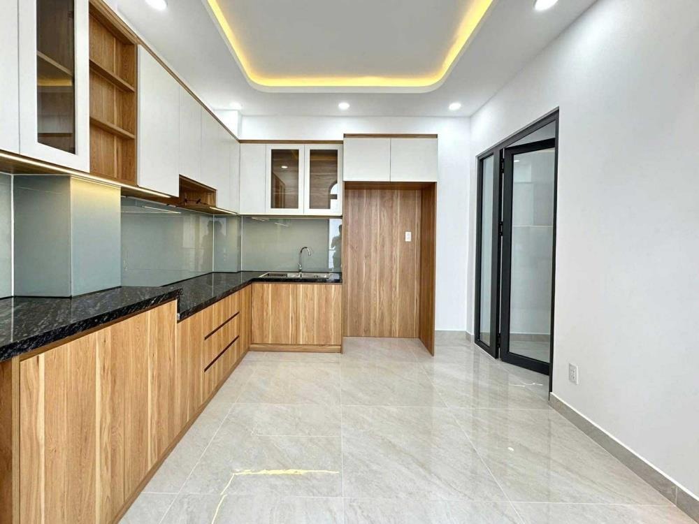 Nhà Phú Nhuận 80m2, 12 Phòng, Dòng Tiền 50tr/tháng - 9.2 tỷ TL