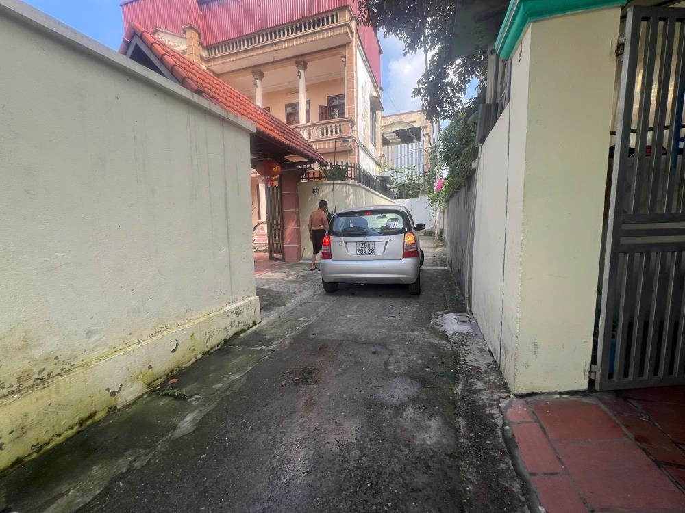 Bán đất nền Phù Đổng, Yên Thường - 111m2, MT6m, Ngõ Ô Tô - Giá Cao
