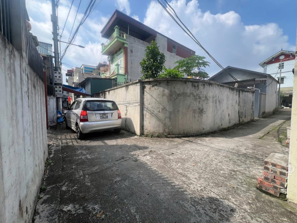 Bán đất nền Phù Đổng, Yên Thường - 111m2, MT6m, Ngõ Ô Tô - Giá Cao