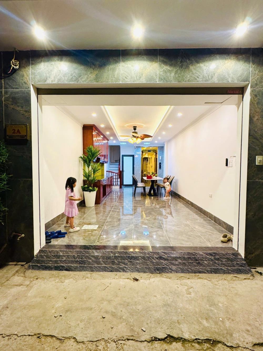 Lê Trọng Tấn - Siêu phẩm phân lô, ô tô đỗ, 54m2 x 4 tầng - Giá 14 tỷ 6