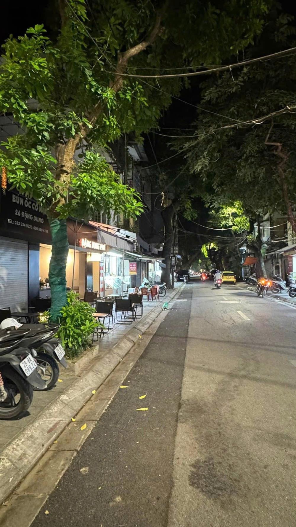 Mặt phố góc lô góc khủng 7.6m - Đầu tư sinh lời ngay tại Ba Đình
