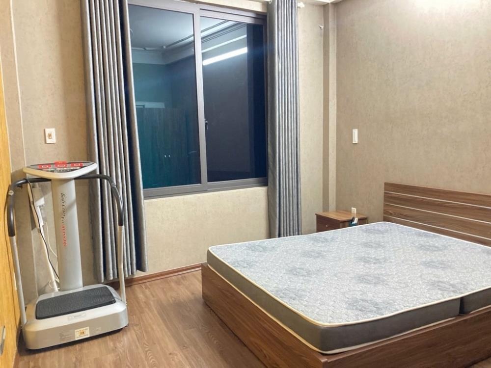 Nhà Kim Mã - 33m2 - 5 Tầng - 8.45 Tỷ - Gần Hồ - Nội Thất