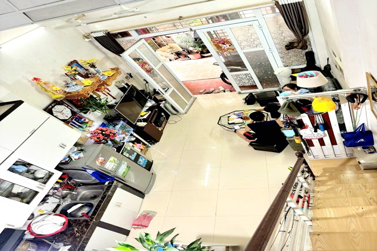 H Nhà Kim Chung Hoài Đức, 37m2, 2 mặt thoáng, sát sân chơi, nhà văn hóa, chợ thực phẩm- 3 tỷ hơn