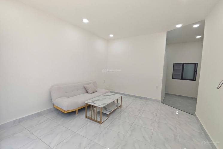 Cần bán gấp nhà hẻm Phương Sài – Full thổ cư, giá cực tốt