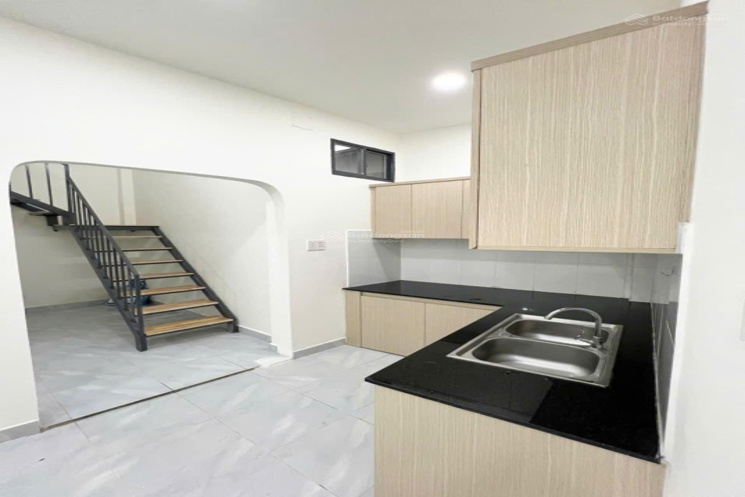 Cần bán gấp nhà hẻm Phương Sài – Full thổ cư, giá cực tốt