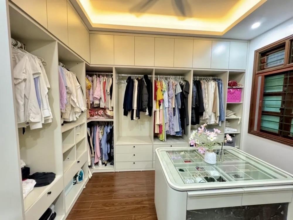 Bán nhà phân lô giải phóng 50m² x 4 tầng, ngõ ô tô, gần hồ - Trường Nhà Phố