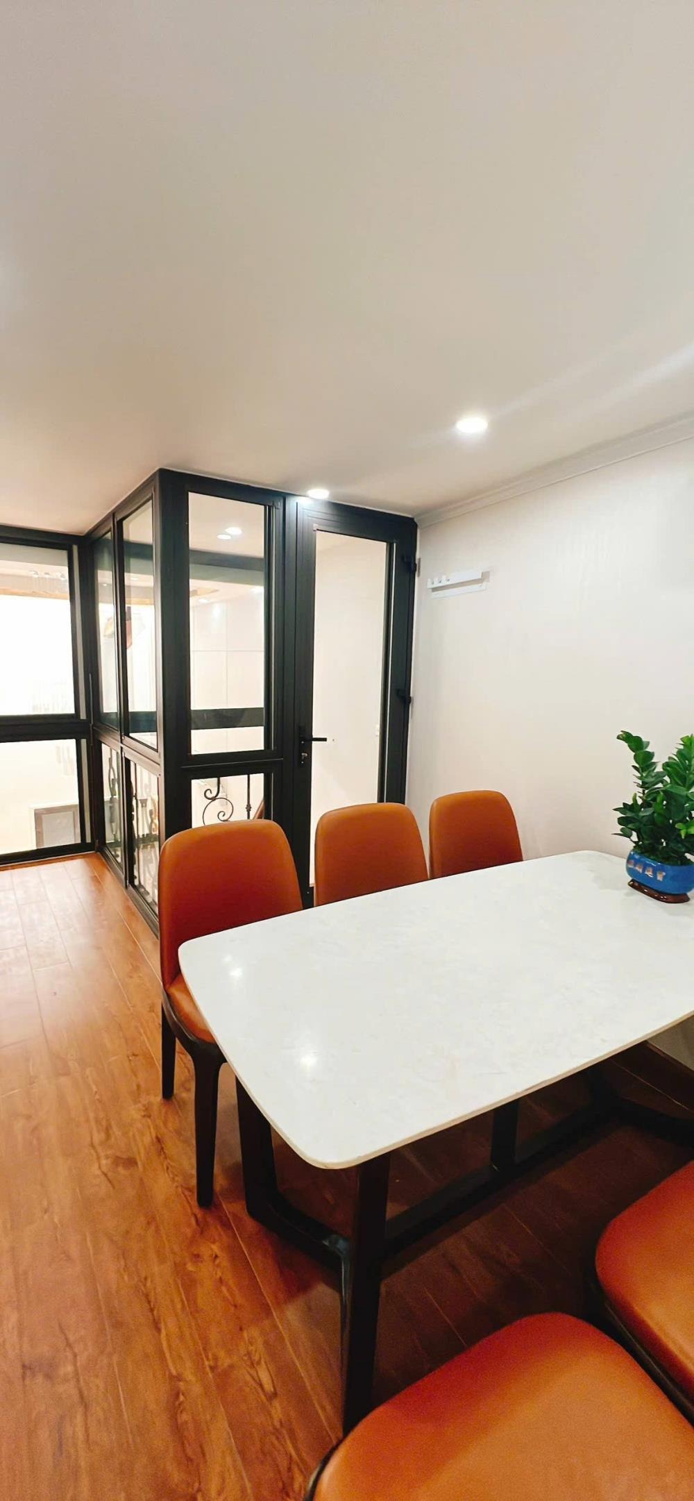 Bán Căn Hộ Hàng Buồm 100m2, 3PN, KD Homestay 4.95 tỷ - Trần Nhật Duật