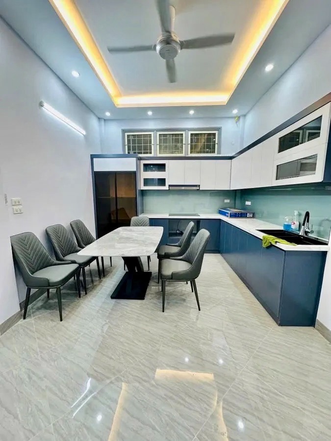 🏡 Phân Lô Giải Phóng Vip - 50m2, 5 Tầng, Thang Máy, Gần Hồ, Ngõ Ô Tô