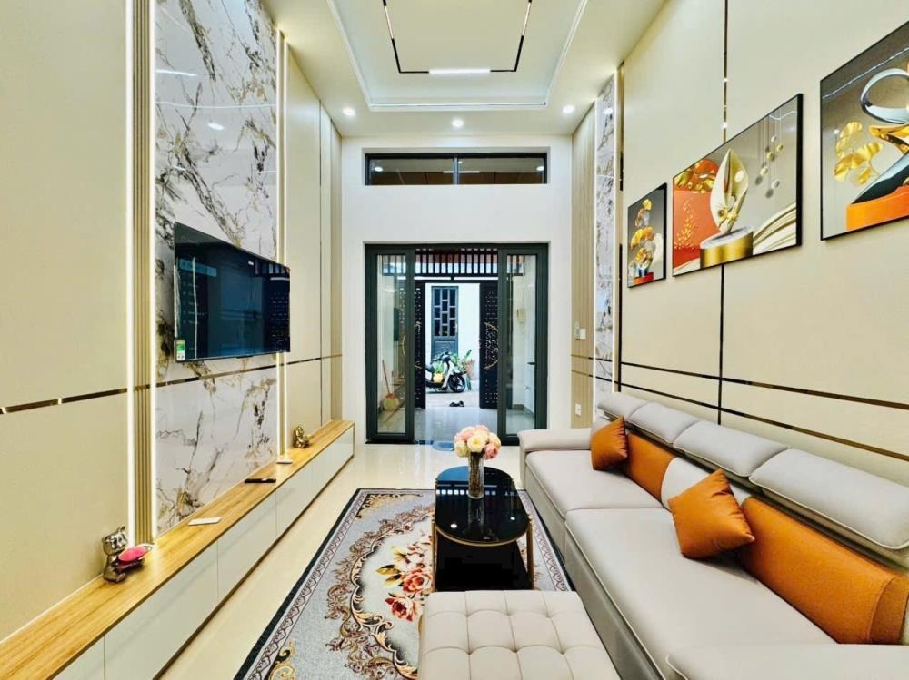 Nhà Nở Hậu Phạm Văn Chiêu - Ô Tô Vào Nhà - DTS 260m2 - 7.45 Tỷ