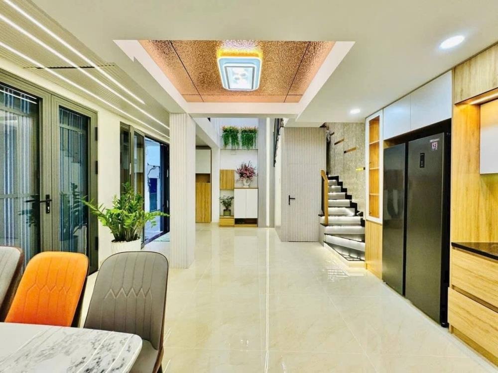 Nhà phố 5 tầng, Full Nội Thất, Gần Chợ Thạch Đà, Gò Vấp - 5.6 tỷ