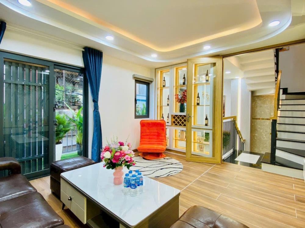 Nhà phố 5 tầng, Full Nội Thất, Gần Chợ Thạch Đà, Gò Vấp - 5.6 tỷ