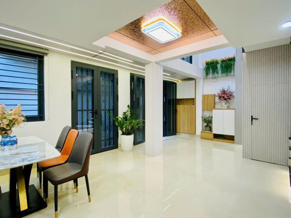 Nhà phố 5 tầng, Full Nội Thất, Gần Chợ Thạch Đà, Gò Vấp - 5.6 tỷ