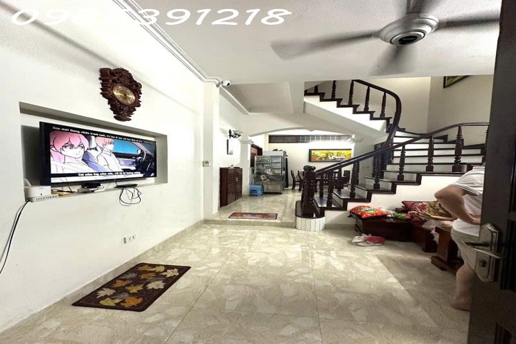 🔥 NHÀ ĐẸP LÕI HOÀNG MAI, DT 28M2-5T-6.78 TỶ (CTL)- MẶT NGÕ- 3 GÁC PHÓNG- NÔNG GẦN PHỐ 🔥