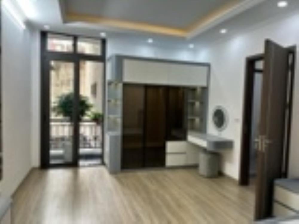 Bán nhà Khương Đình, 47m², 5 tầng, Mặt tiền 4m - Giá 8.6 tỷ